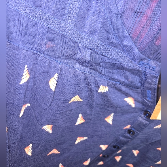 🟢NWT Red Camel Top - Picture 4 of 10